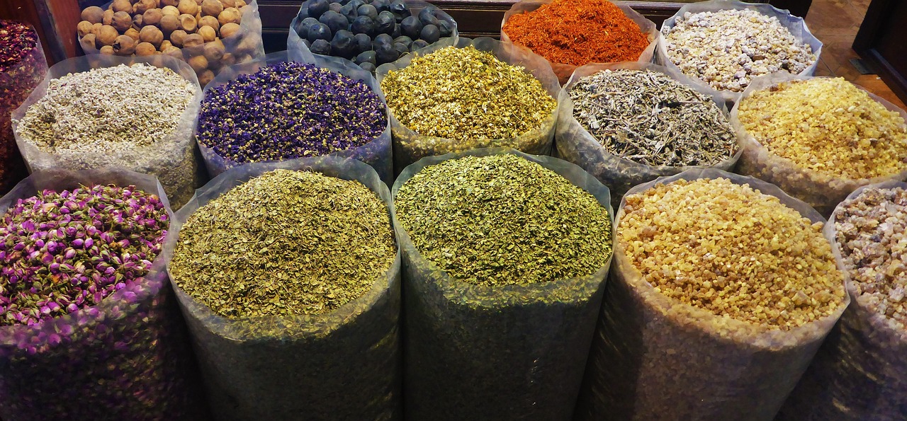 Spices, multicoloured, coloured — Commodities Trading Made Smarter: Why Broker Selection Shapes Results?