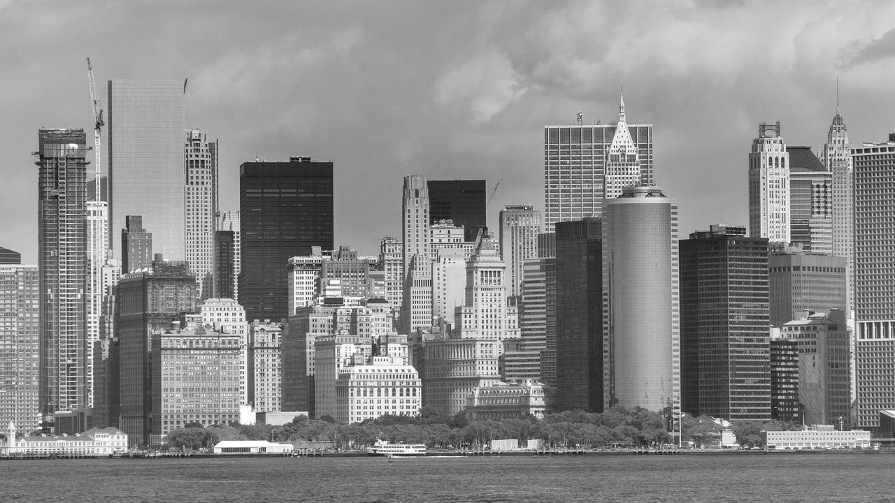 Manhattan, new york, city — Drinking Alcohol During Pregnancy: Is It Safe? What Are the Effects?
