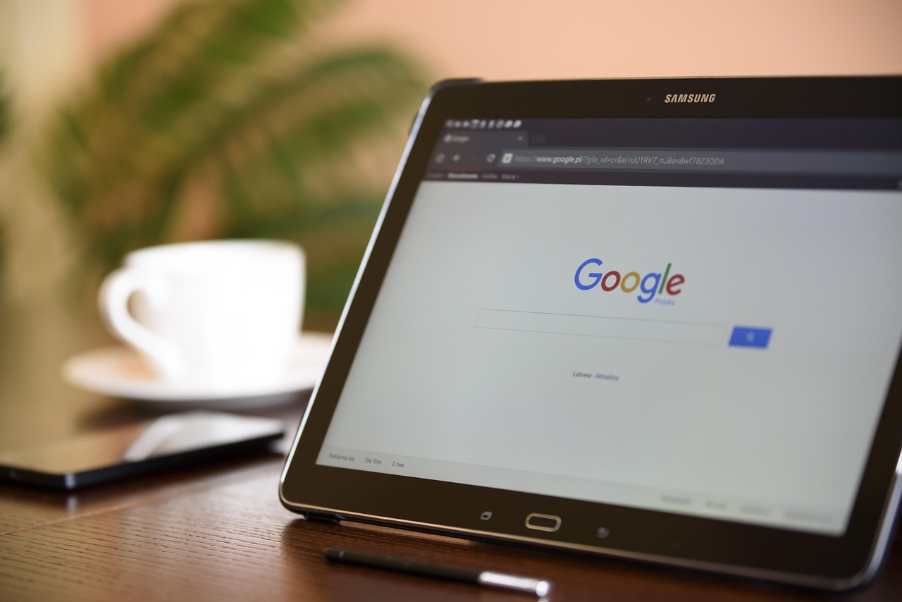 Internet search engine, tablet, samsung — How storage units are affecting newly formed businesses