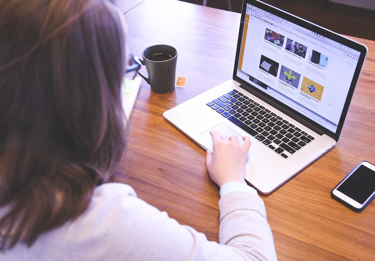 Student, woman, startup — How to Choose the Best Location for ATM Installation