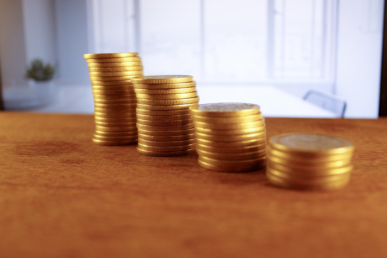 Money, finance, saving — social security: Secure ongoing income support for a stable future.