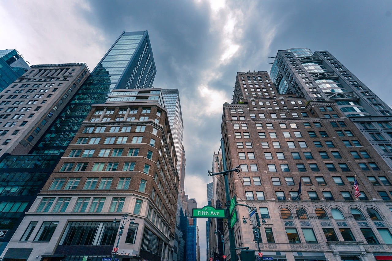 Buildings, perspective, nyc — Universal Asset Management Tokyo Review of Robert Kiyosaki's How to Invest in Real Estate for M