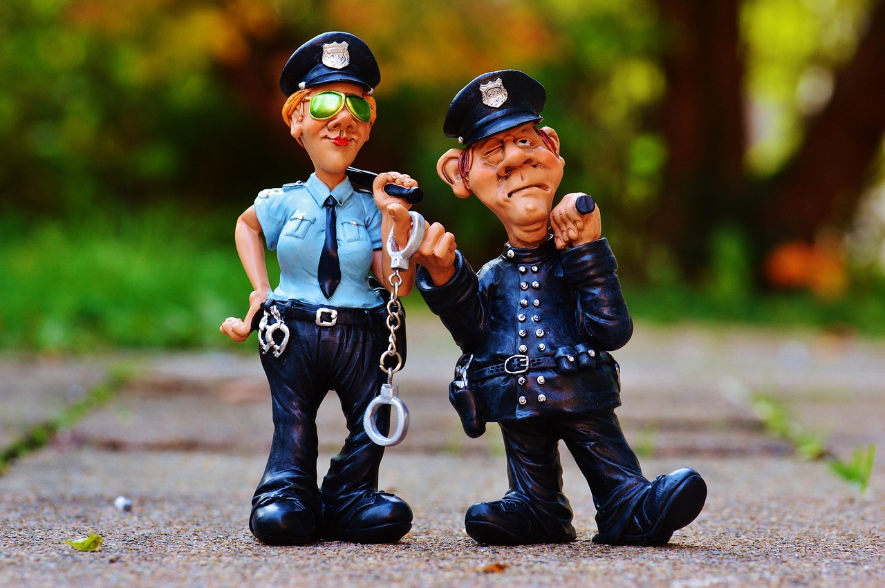 Cop, policewoman, colleagues — Unpaid wages lawsuit- things that you need to know