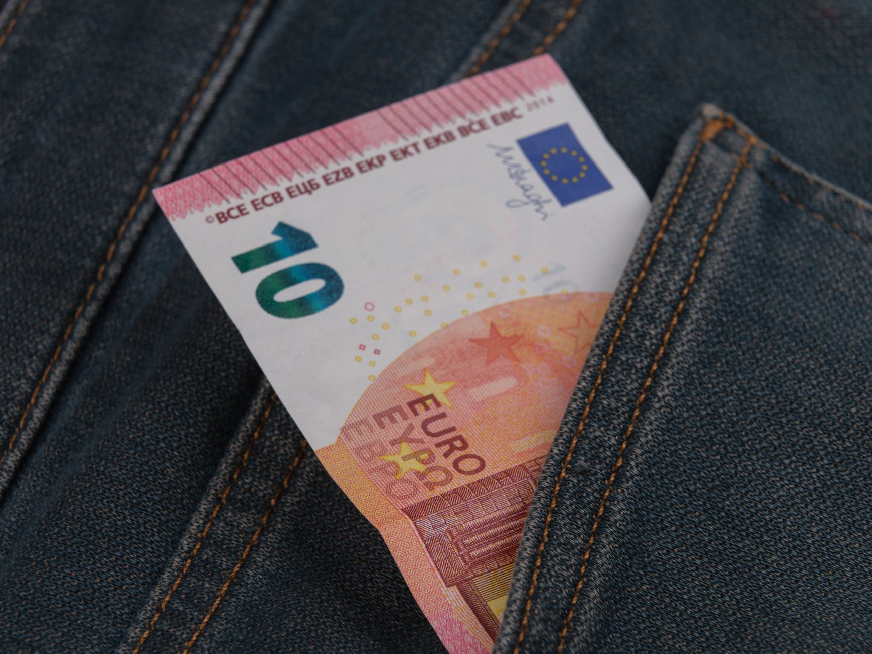 Direct taxes in the EU