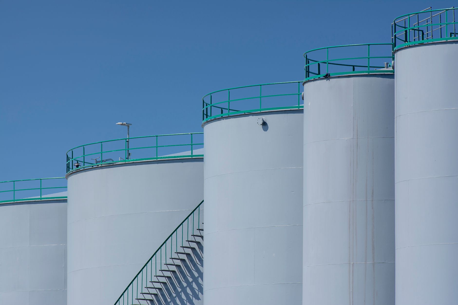 Gandhar Oil Refinery profit